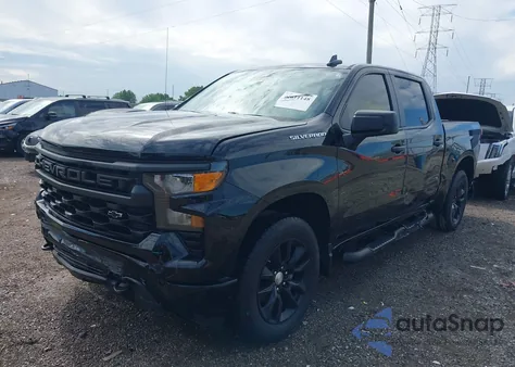 2022 Chevrolet Silverado 1500 4Wd Short Bed Custom z USA, uszkodzony, nr VIN 1GCPDBEK3NZ524853